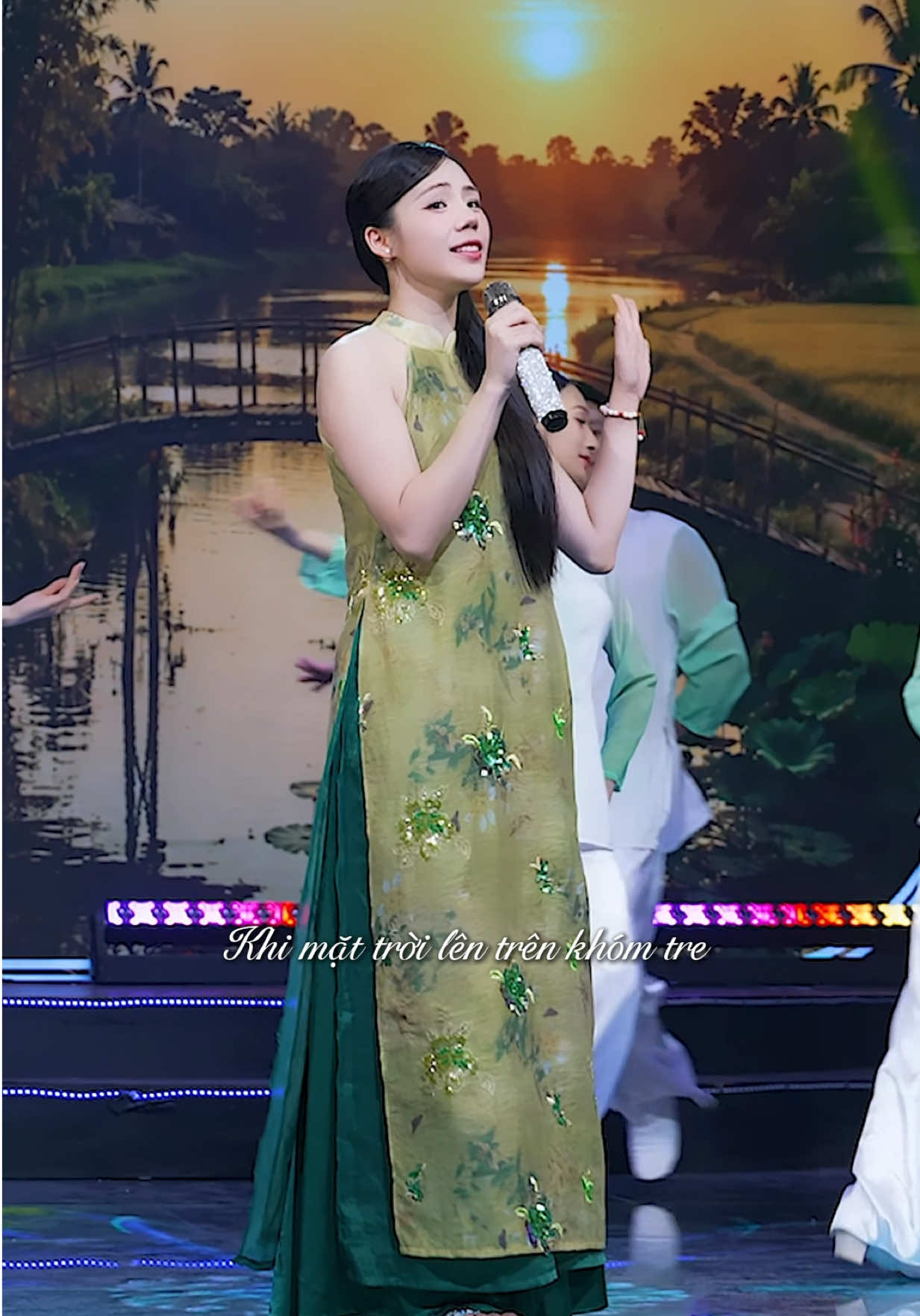 @Nguyễn Hương Ly