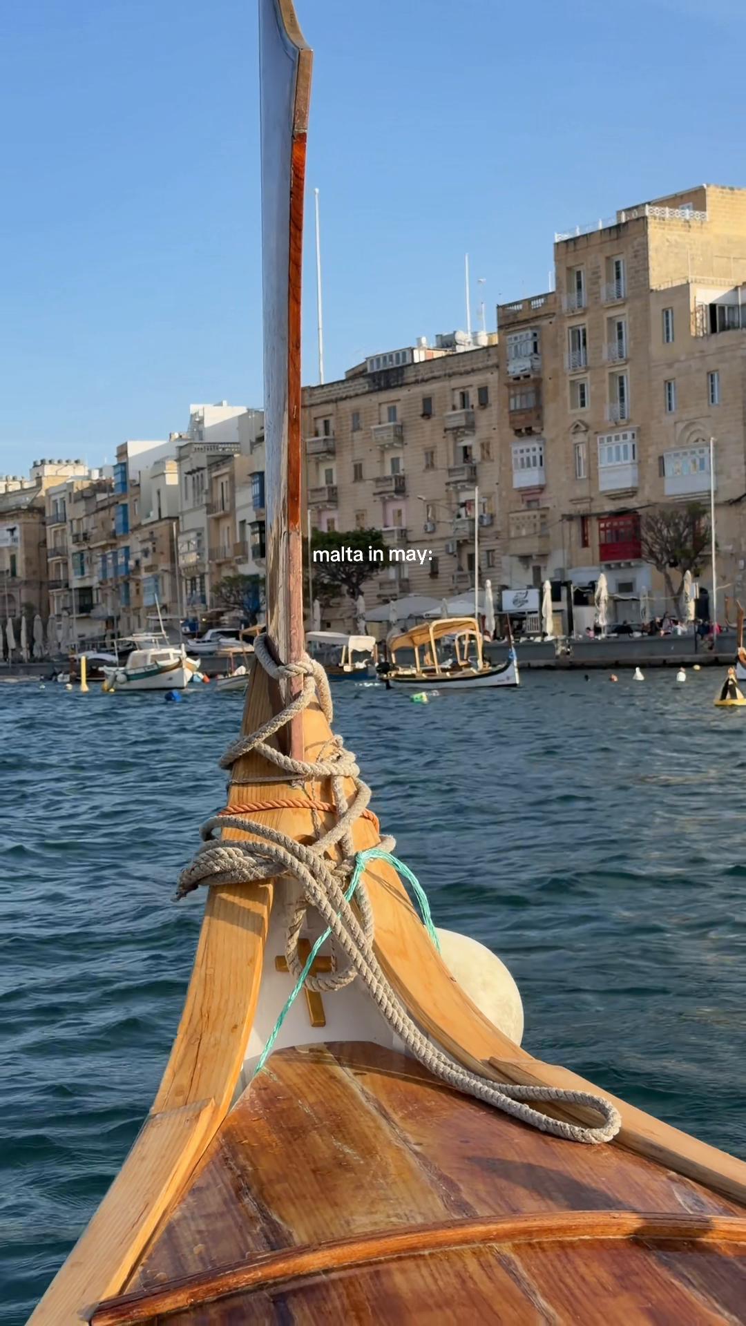 @bella