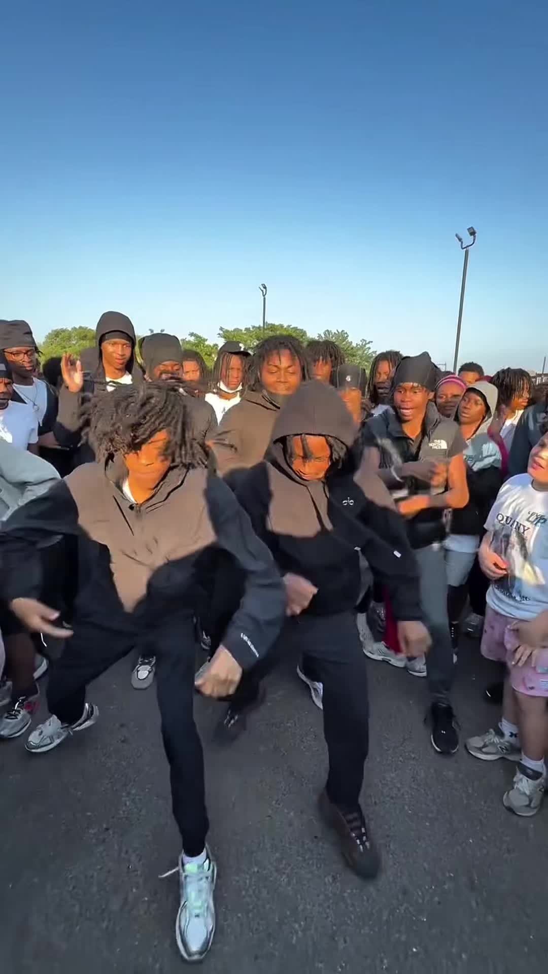@Blxckhouse☄️
