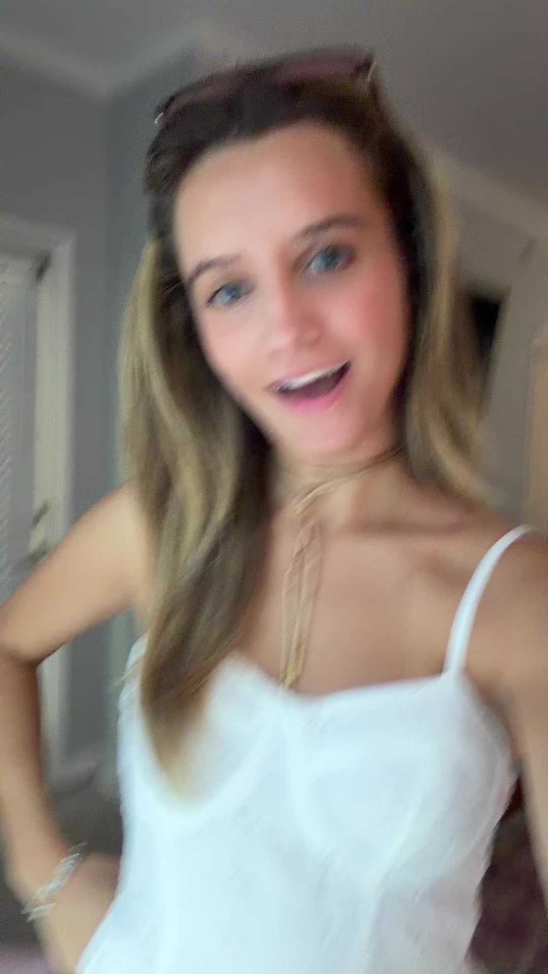 @Caroline Frost