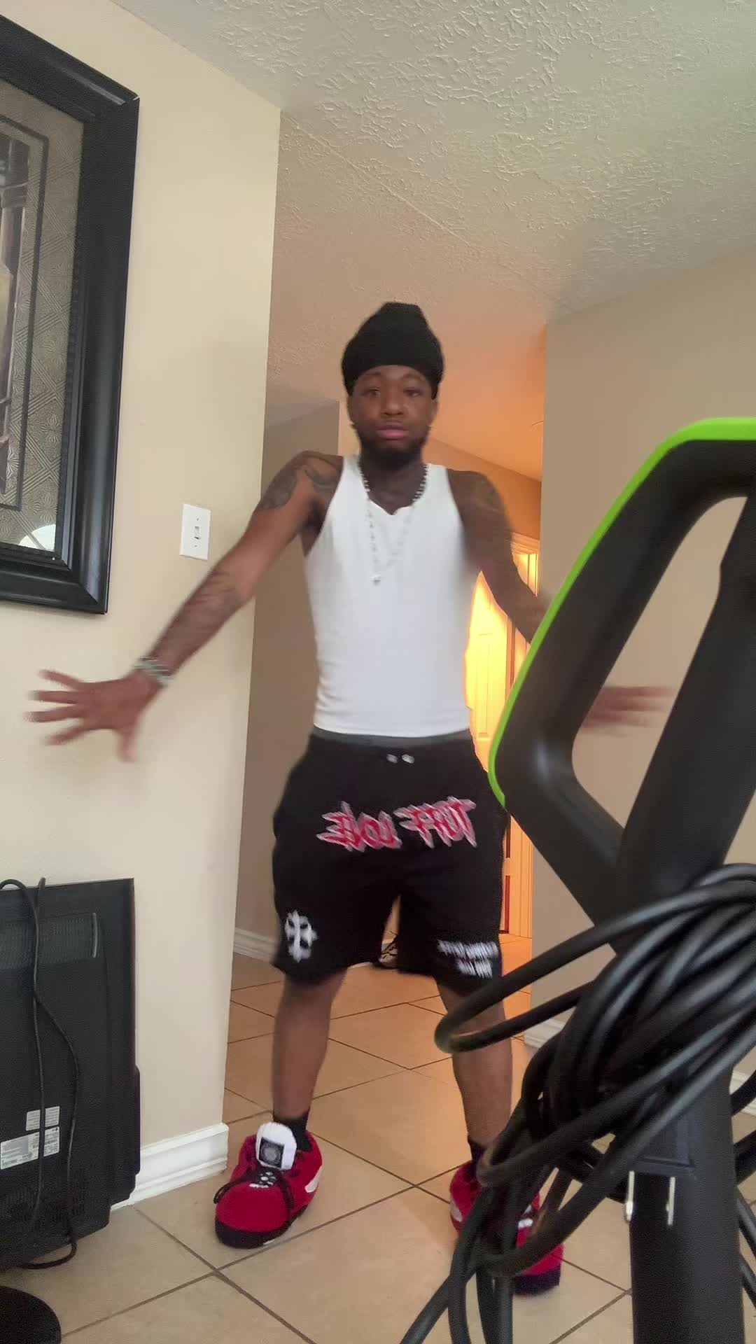 @Djrari9