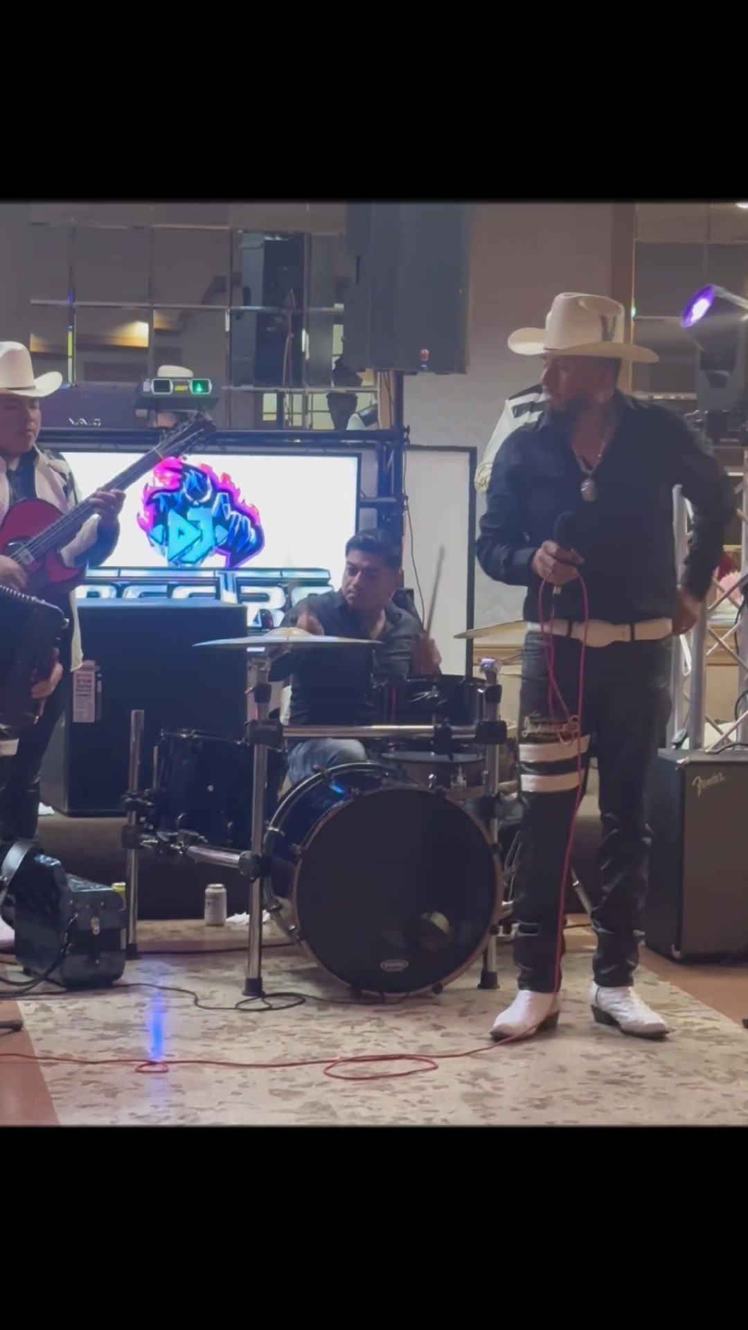 @José Sotelo
