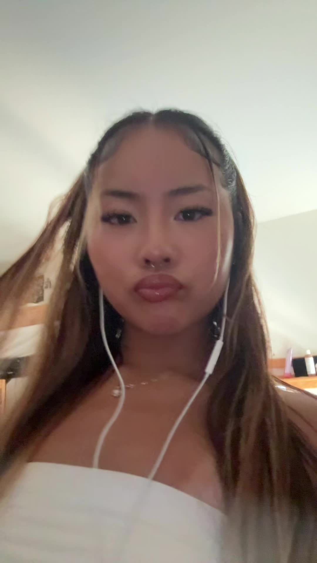 @E💸