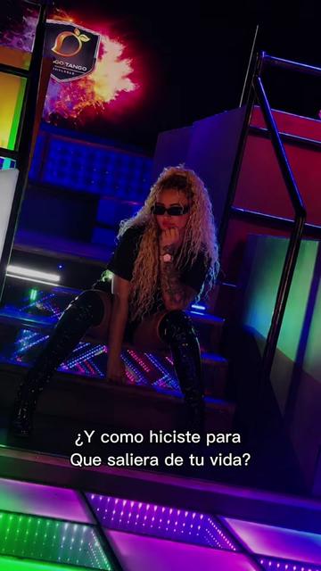 @💛🤍💛Lizzy Rojas💛🤍💛