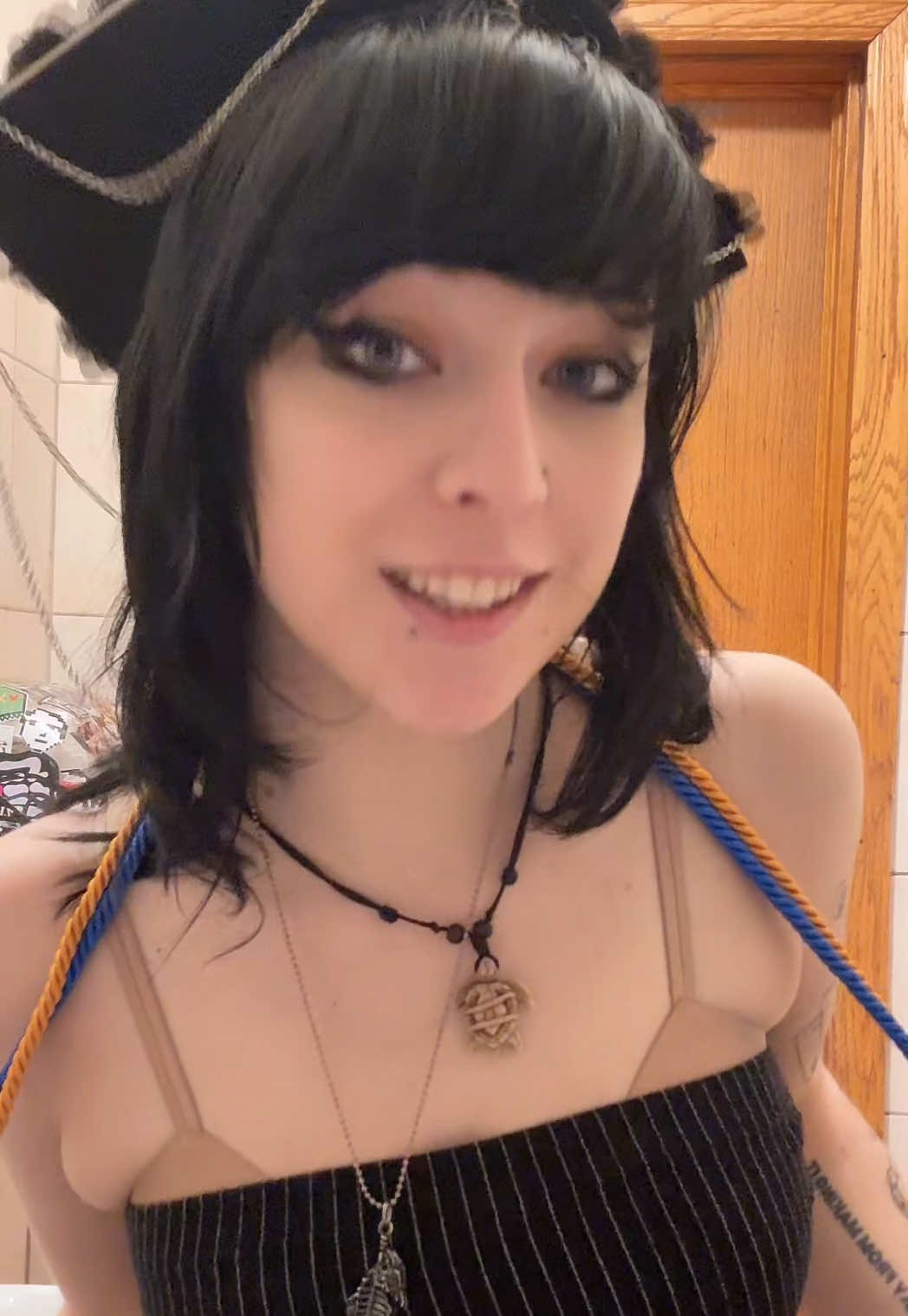 @z0mbi31uvr