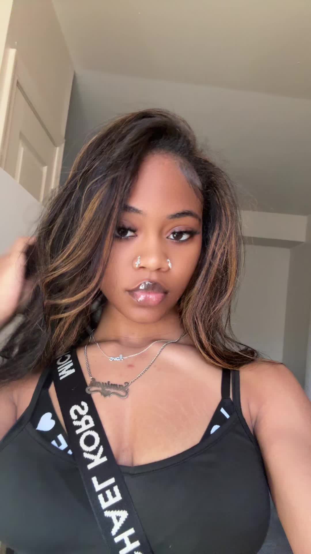 @pr3ttyfacee_m