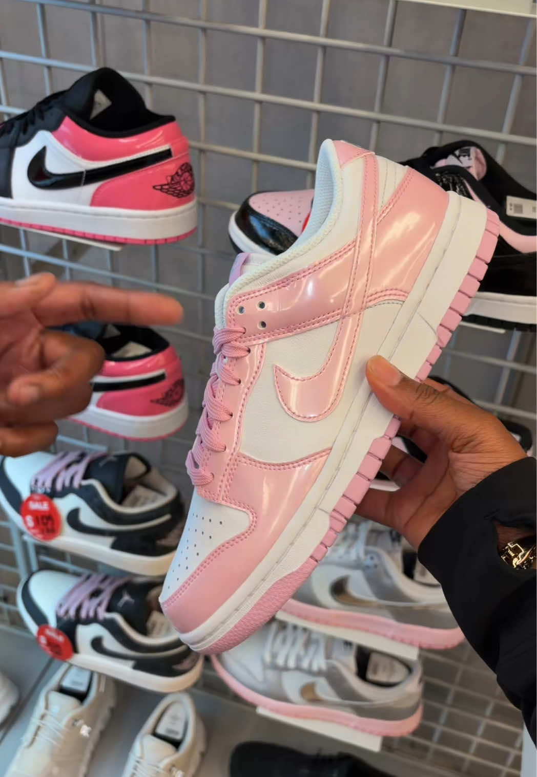 @heykandygirl 🫶🏽✨🩷💍