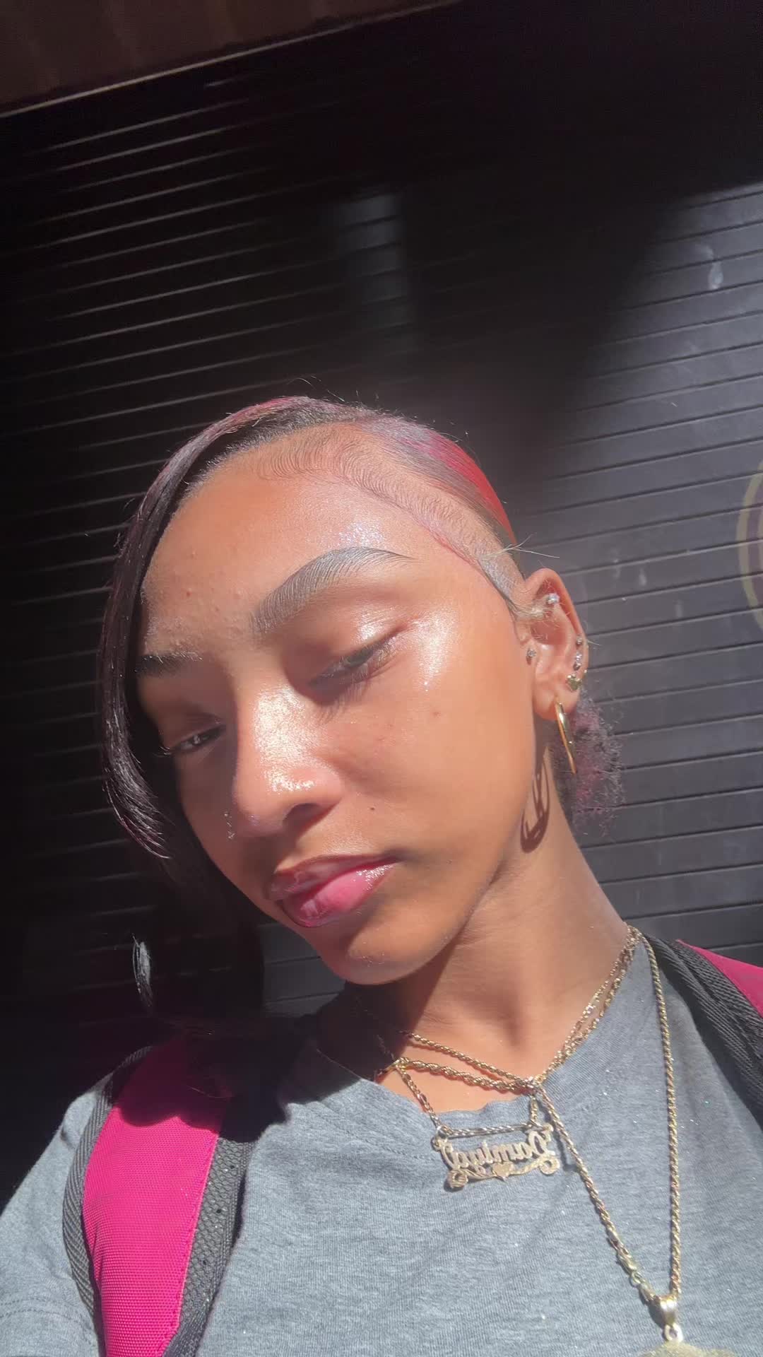 @aprettygirl