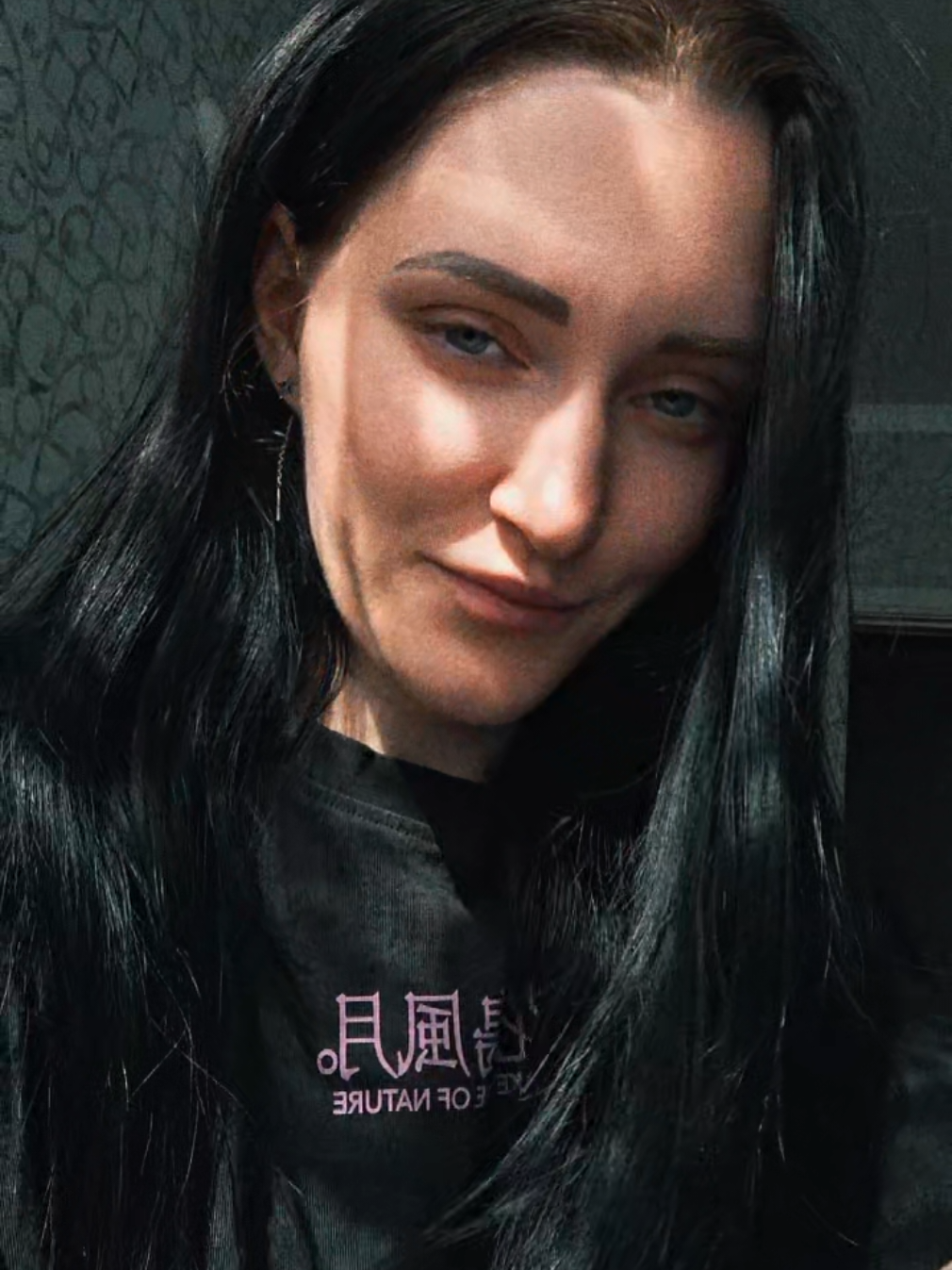 @Саша🖤