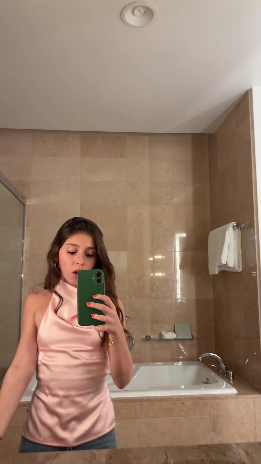 @Amelia Spitzer☮️💕🌈🌟🤑