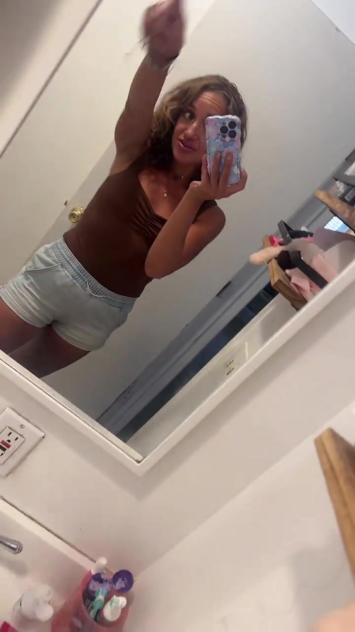 @Lavenderhazzeyy