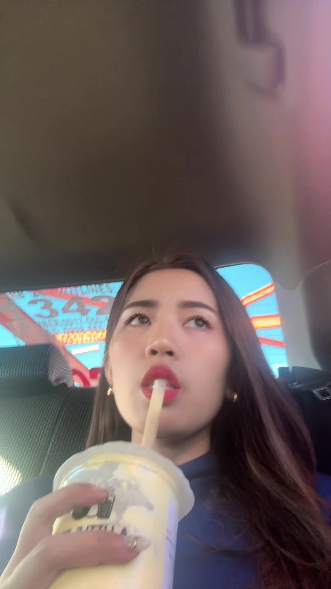 @Momai