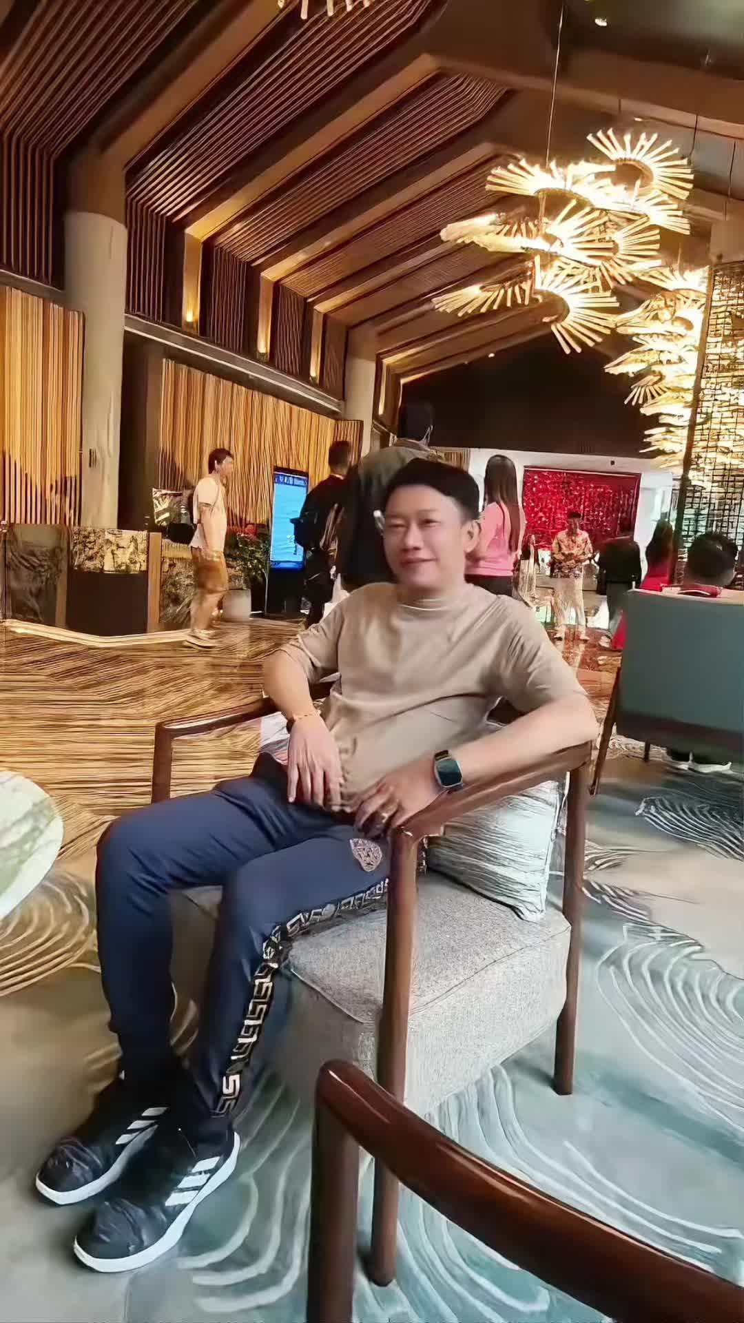 @Harry@Tun🇸🇬