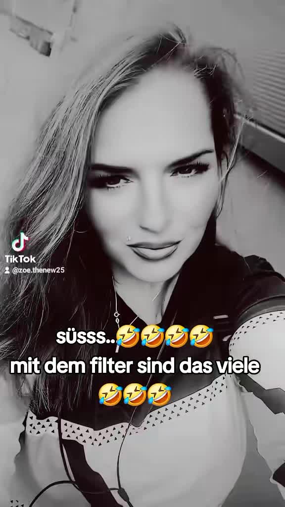 @Zoe🇬🇷🇩🇪