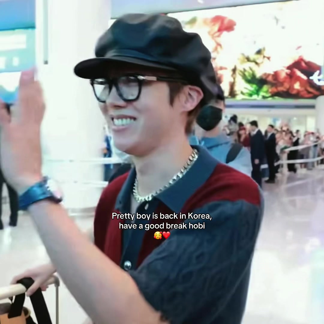 @Hobiah (fan account)
