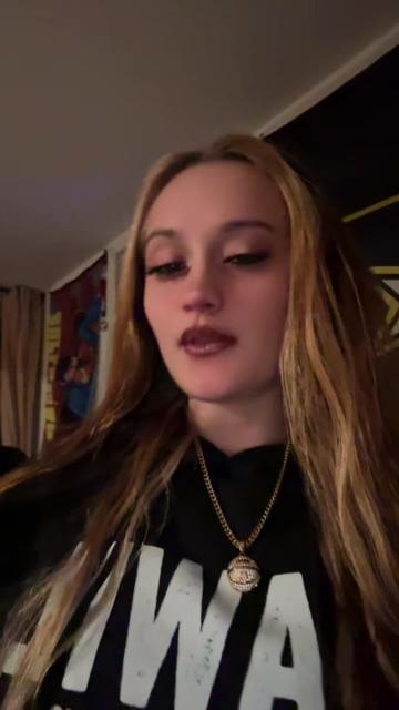 @𝟘𝕩.𝕪𝕦𝕟𝕘𝕘𝕝𝕖𝕪𝕪💰🏃&zwj;♀️