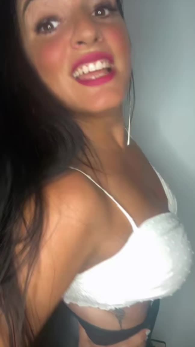 @Vivi