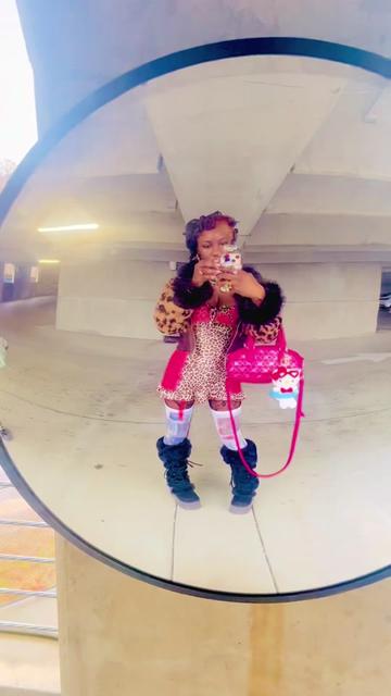 @☆Lilmamabrat₍^. .^₎⟆