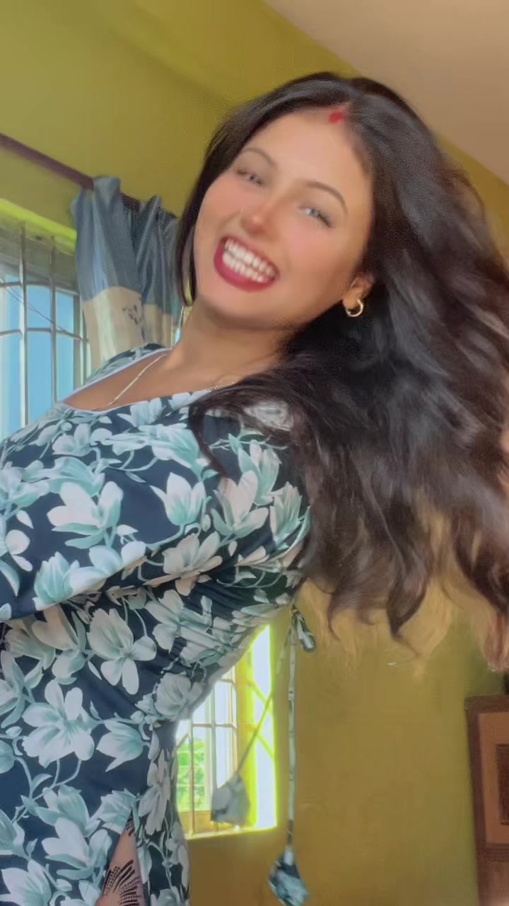 @👑Nesa Yadav❣️🦋