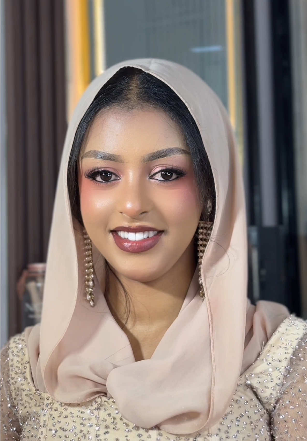 @GLOWUP MAKEUP STUDIO