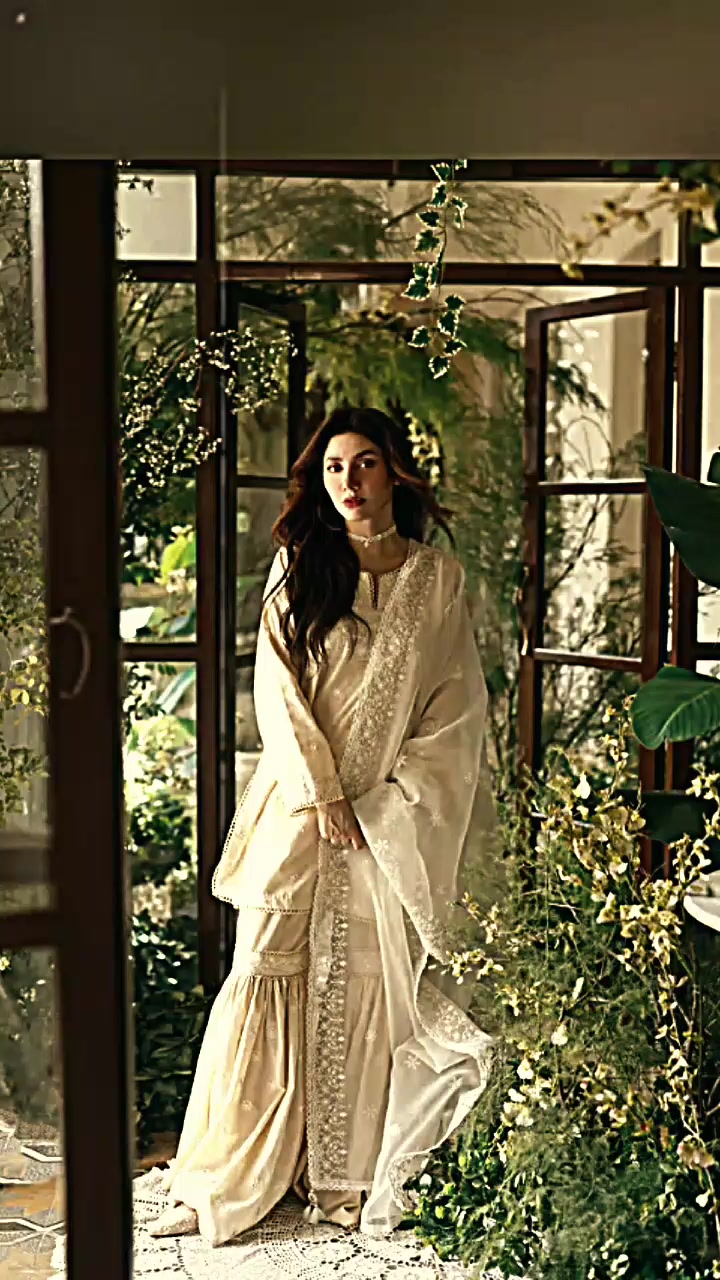 @Mahira khan