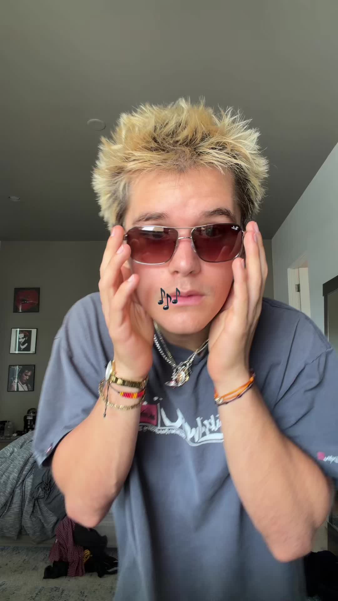@cjvo