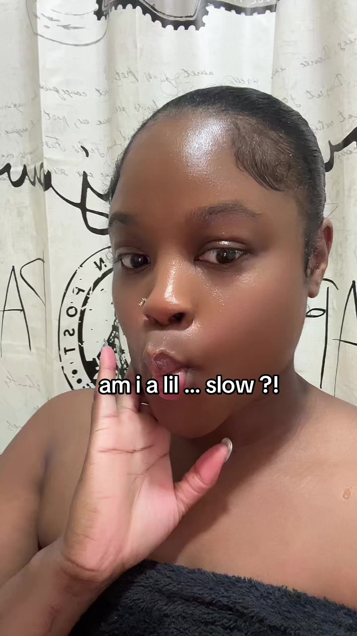 @azianyree