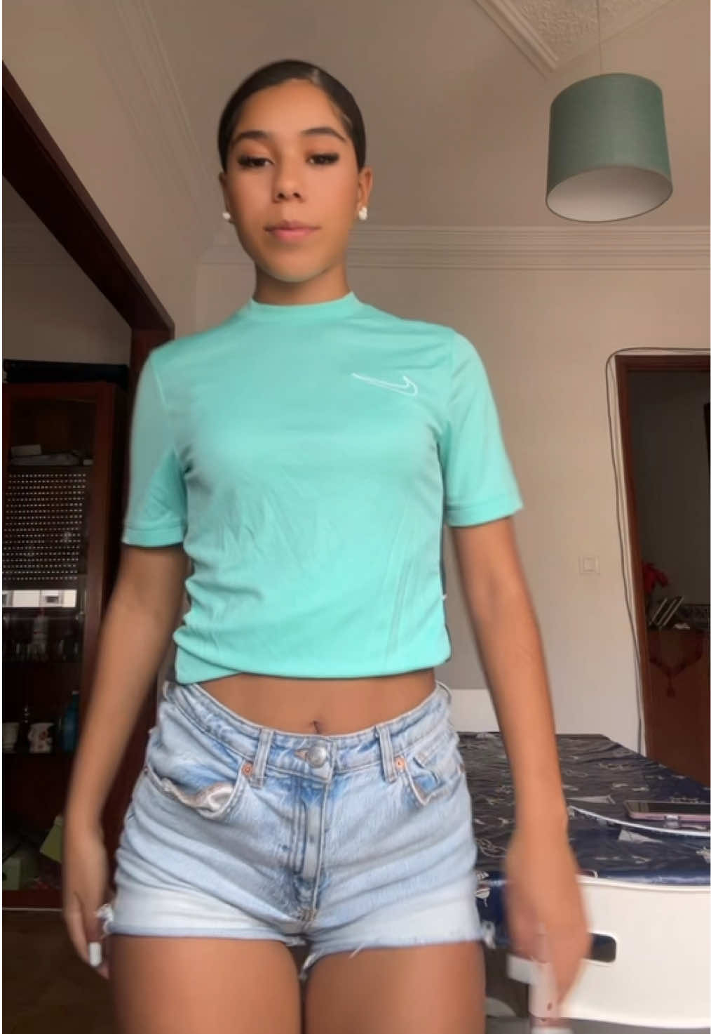 @𝑳𝒂𝒕𝒊𝒏𝒂🫧