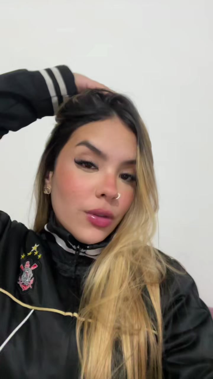 @Karine Vitoria.