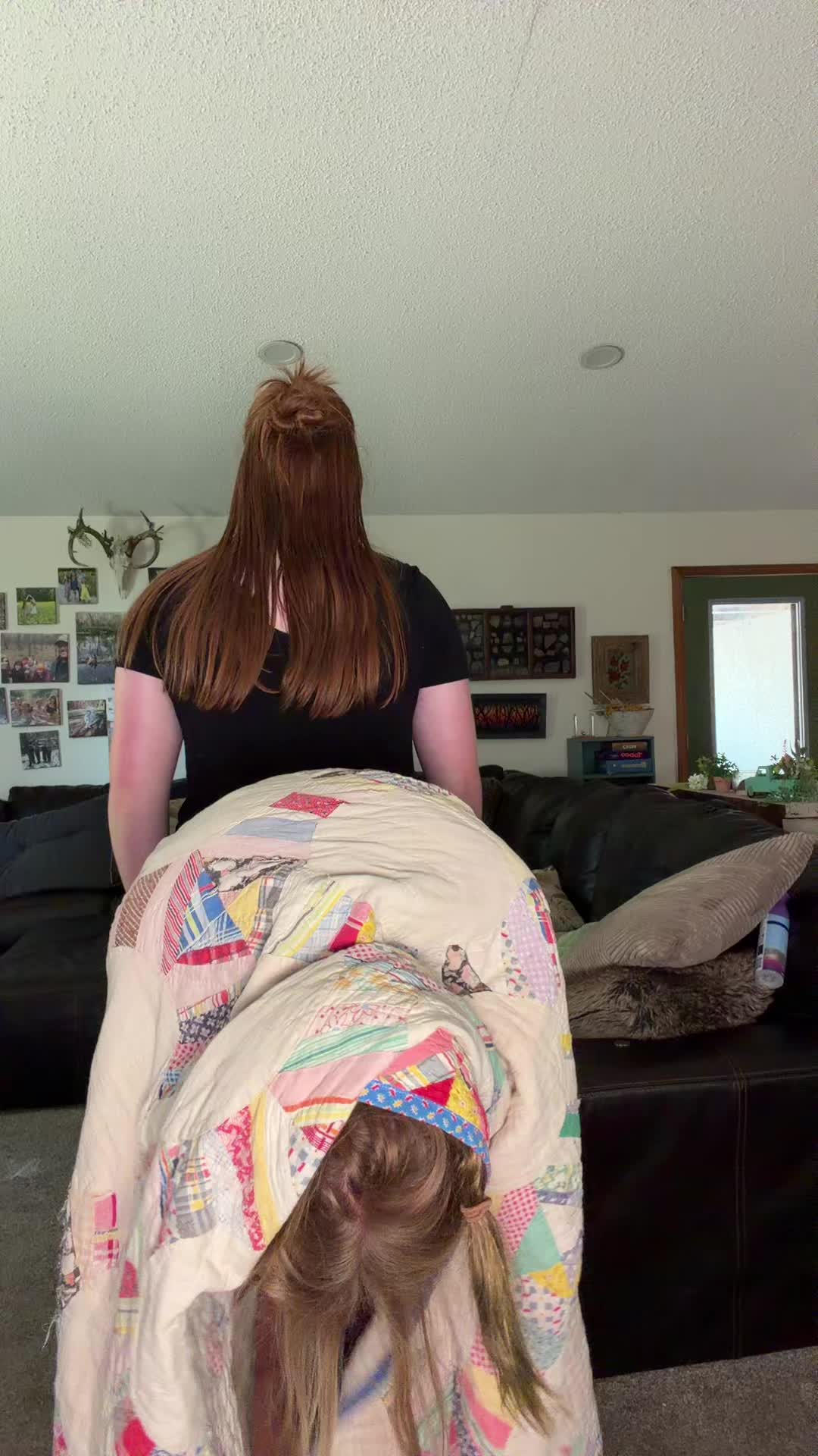 @thelibbykay