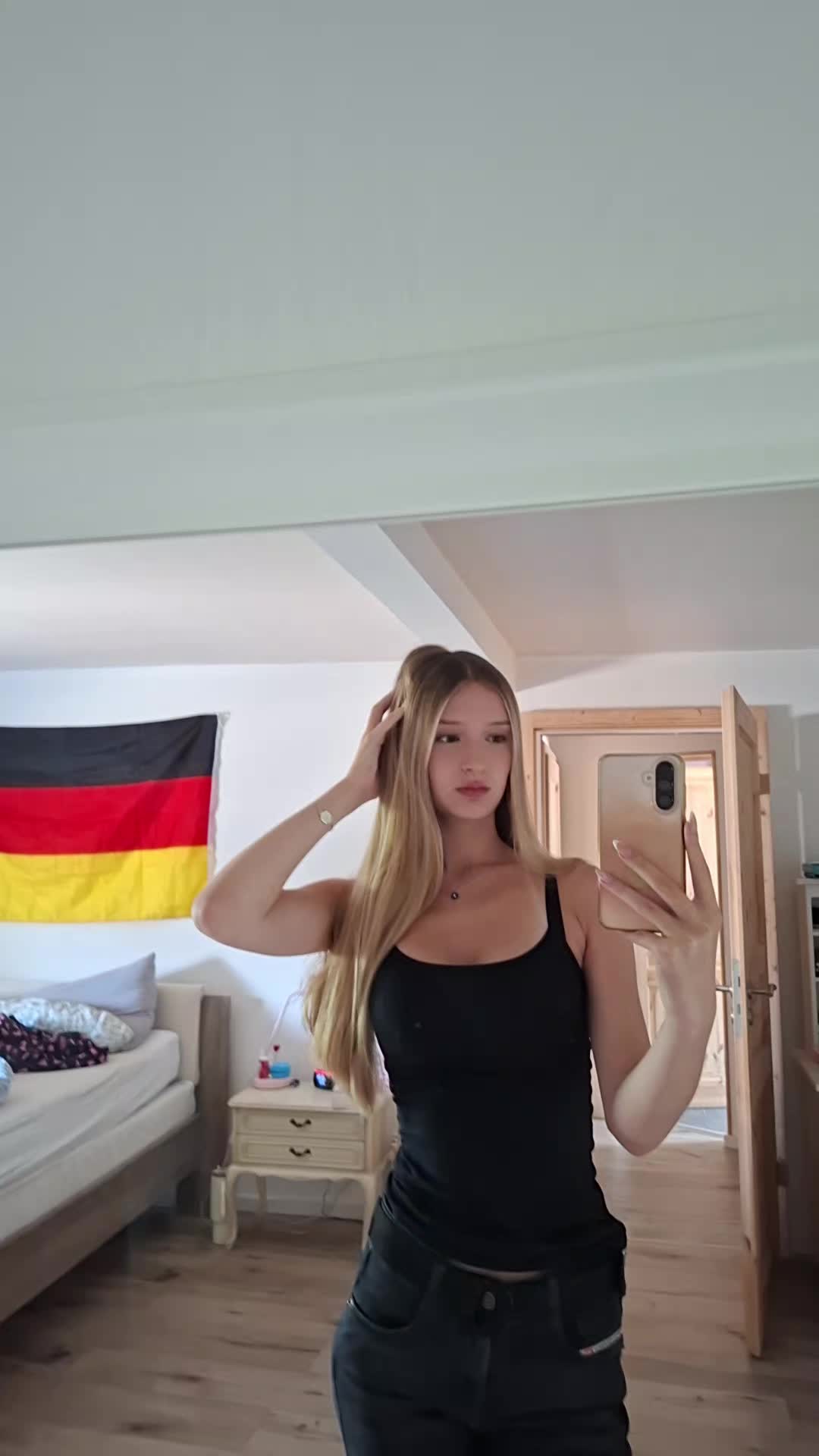 @antoniavoge.ll