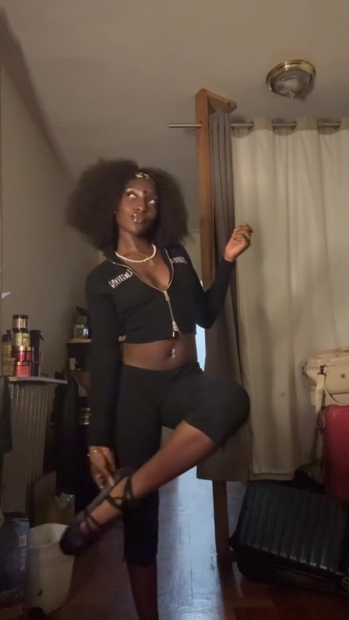 @Eʟɪɴᴀᴍ💋