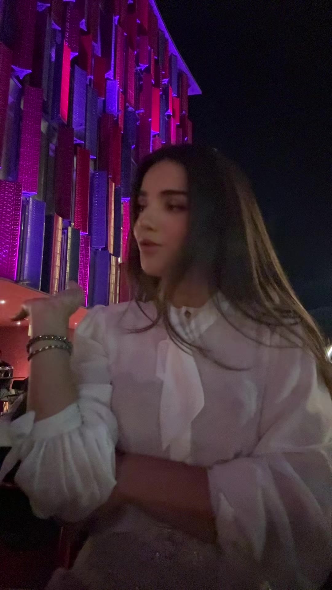 @Esmeralda