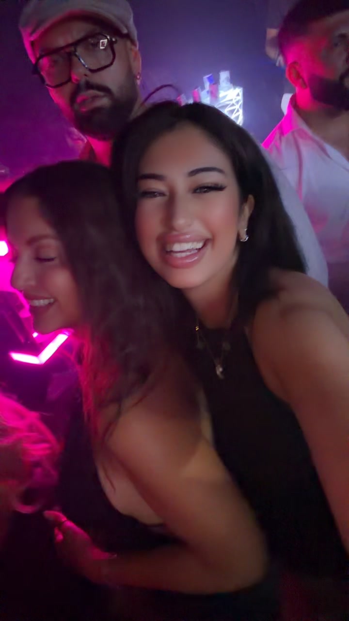 @Defne