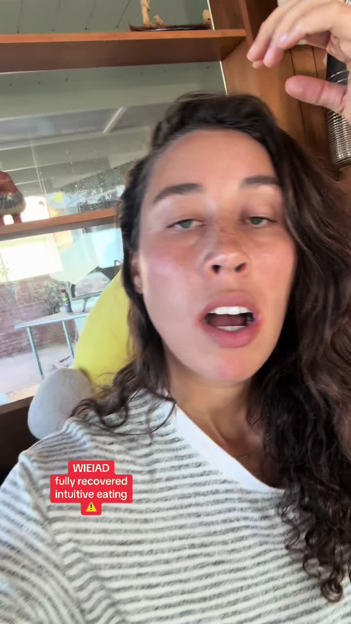 @elizabethsnazz