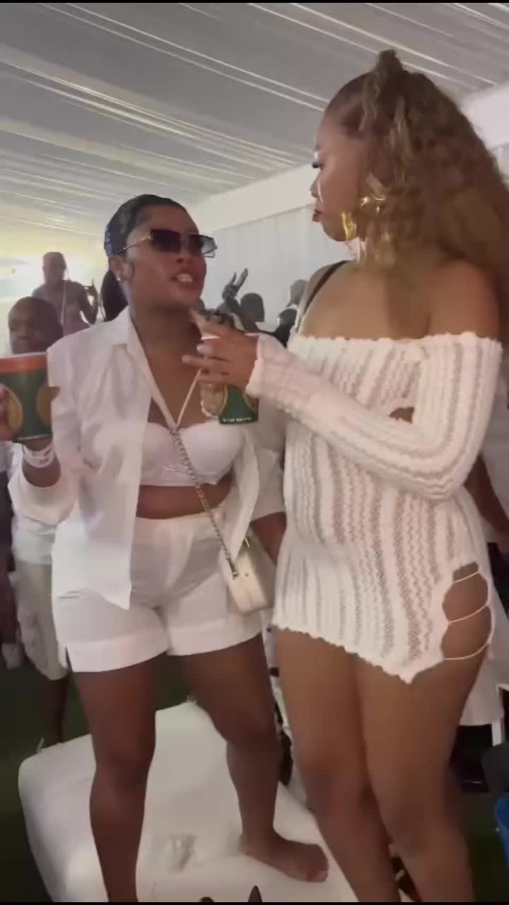 @Ntombi_M