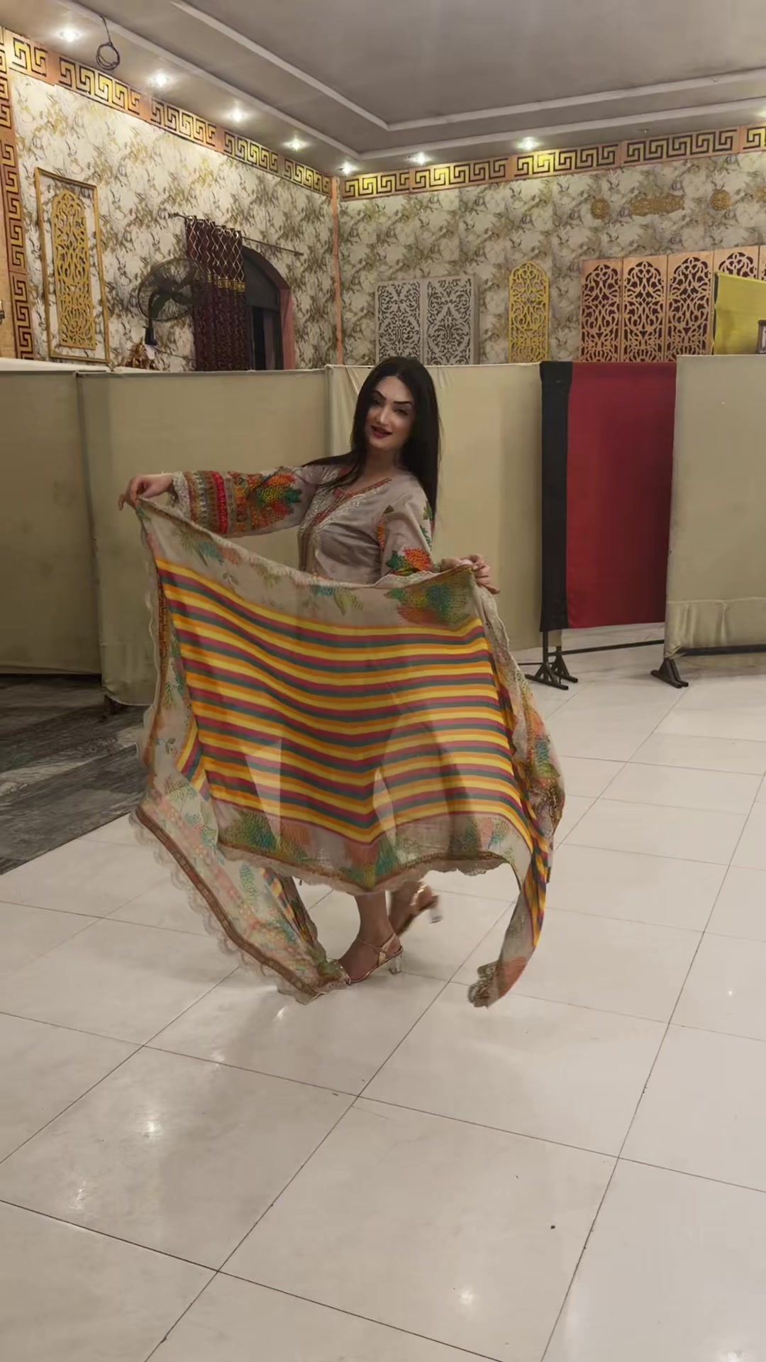 @🧚&zwj;♀️Shiekh Haniya Golden🧚&zwj;♀️