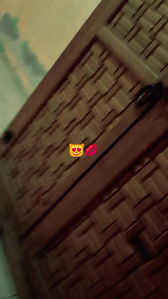 @Aángyy