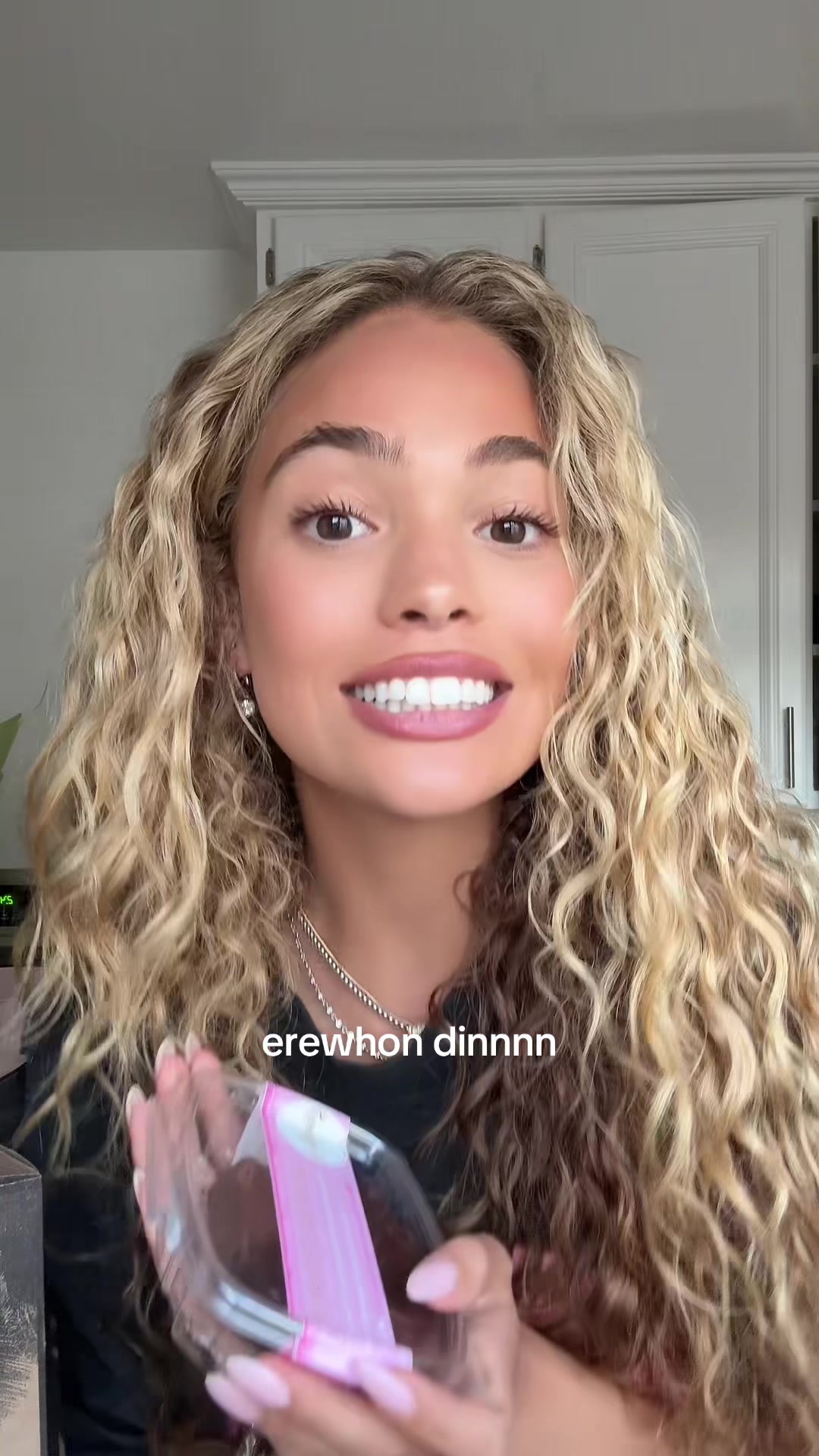 @avari_lanai