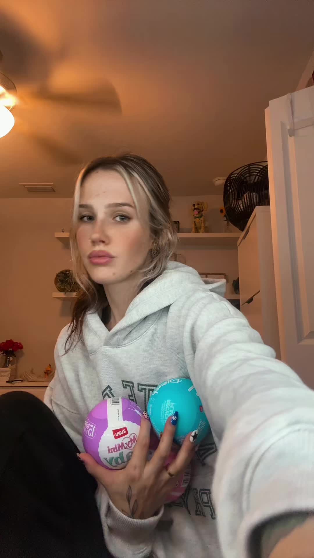 @sierraakins