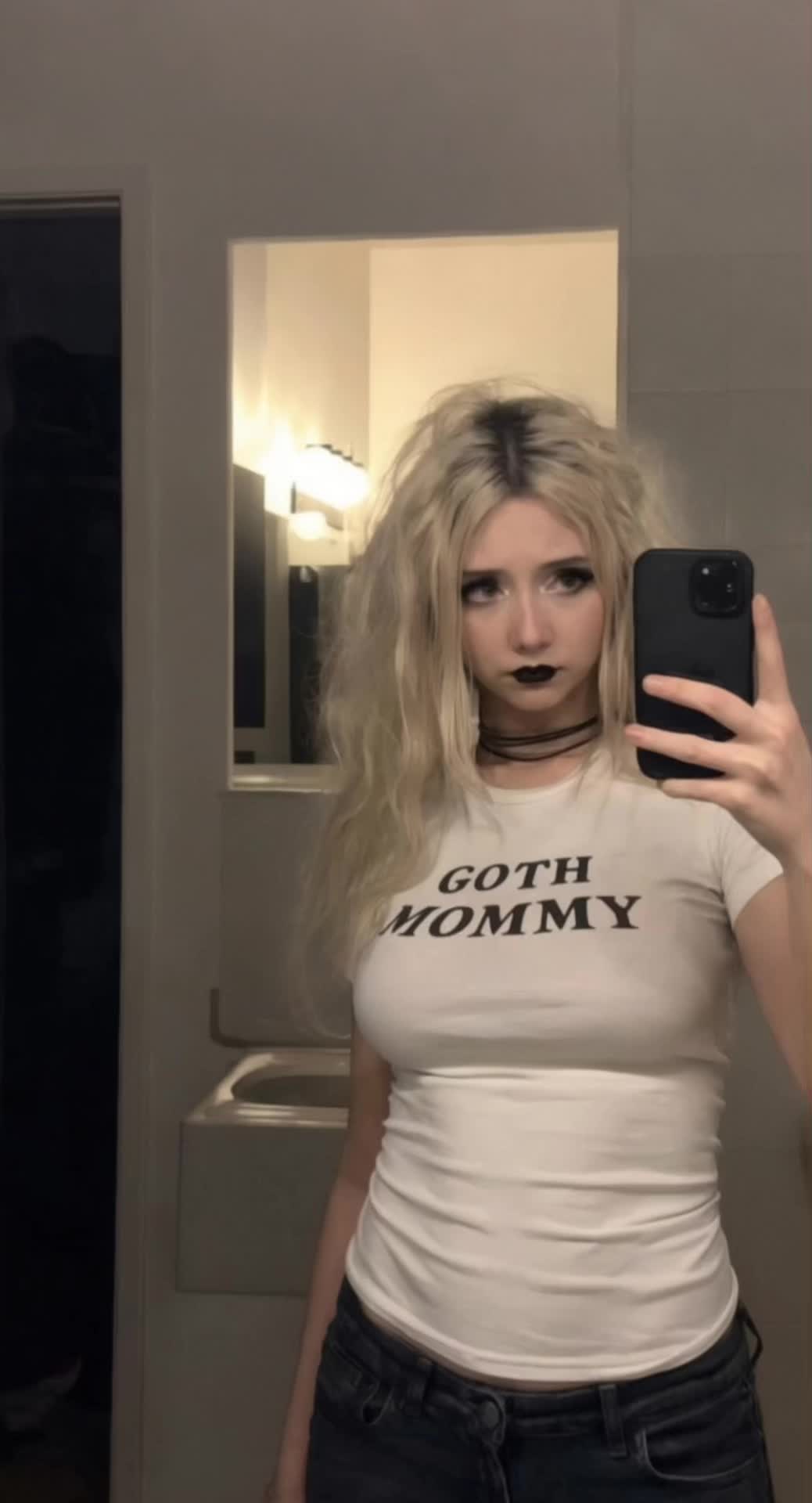 @Goth Girl Anna