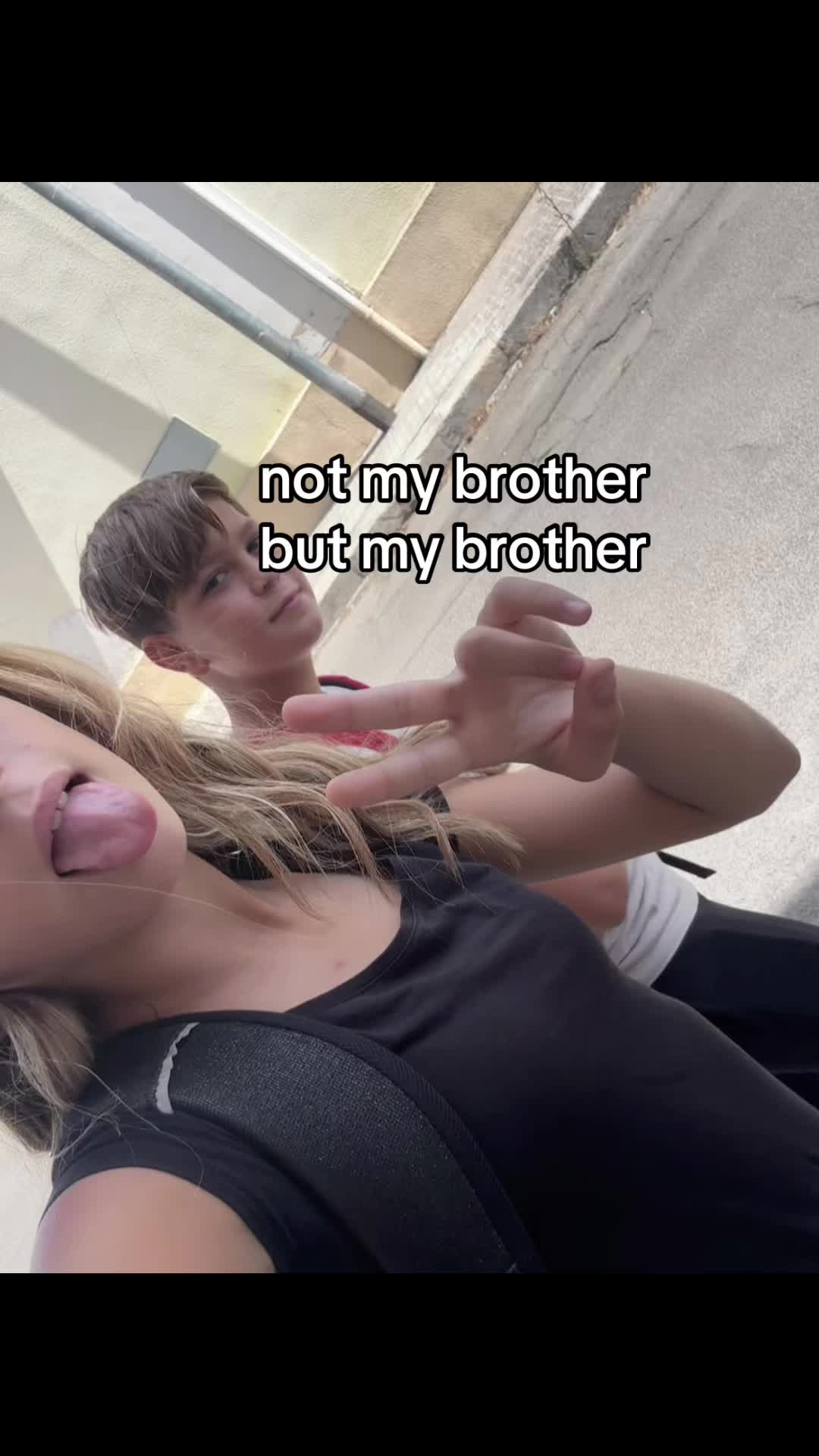 @lesleyspamm