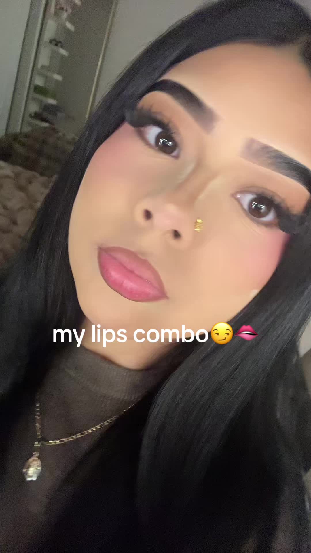 @⃟