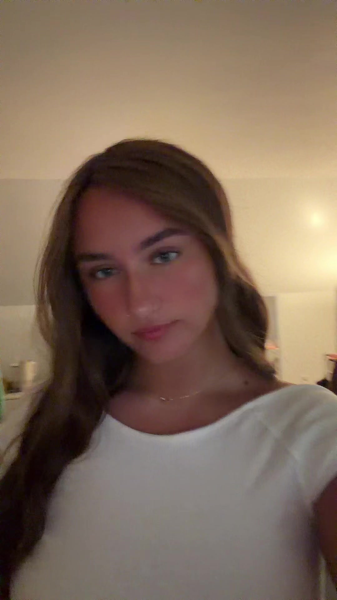 @laura