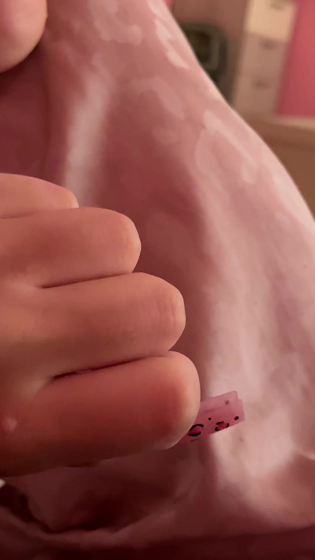 @𝐜𝐡𝐞𝐫𝐢𝐥
