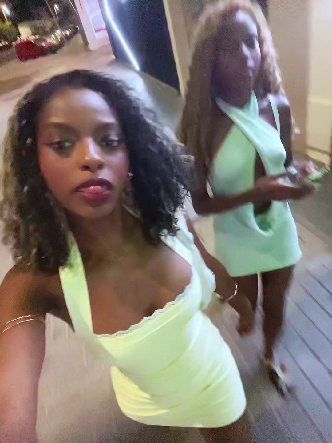 @Daniella D’Vall