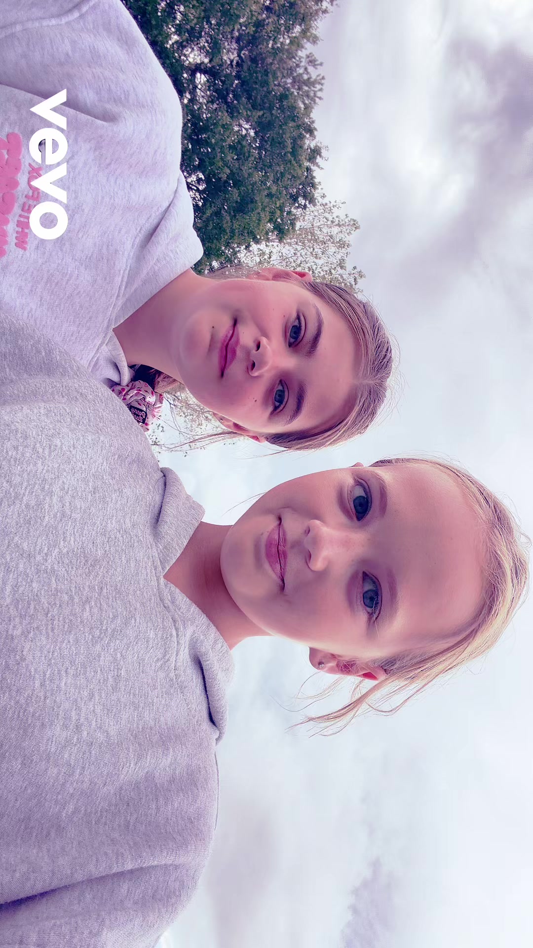 @ᗩᗰEᒪIᗩ💜🤪