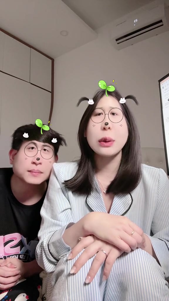 @R&ocirc; v&agrave; Vịt