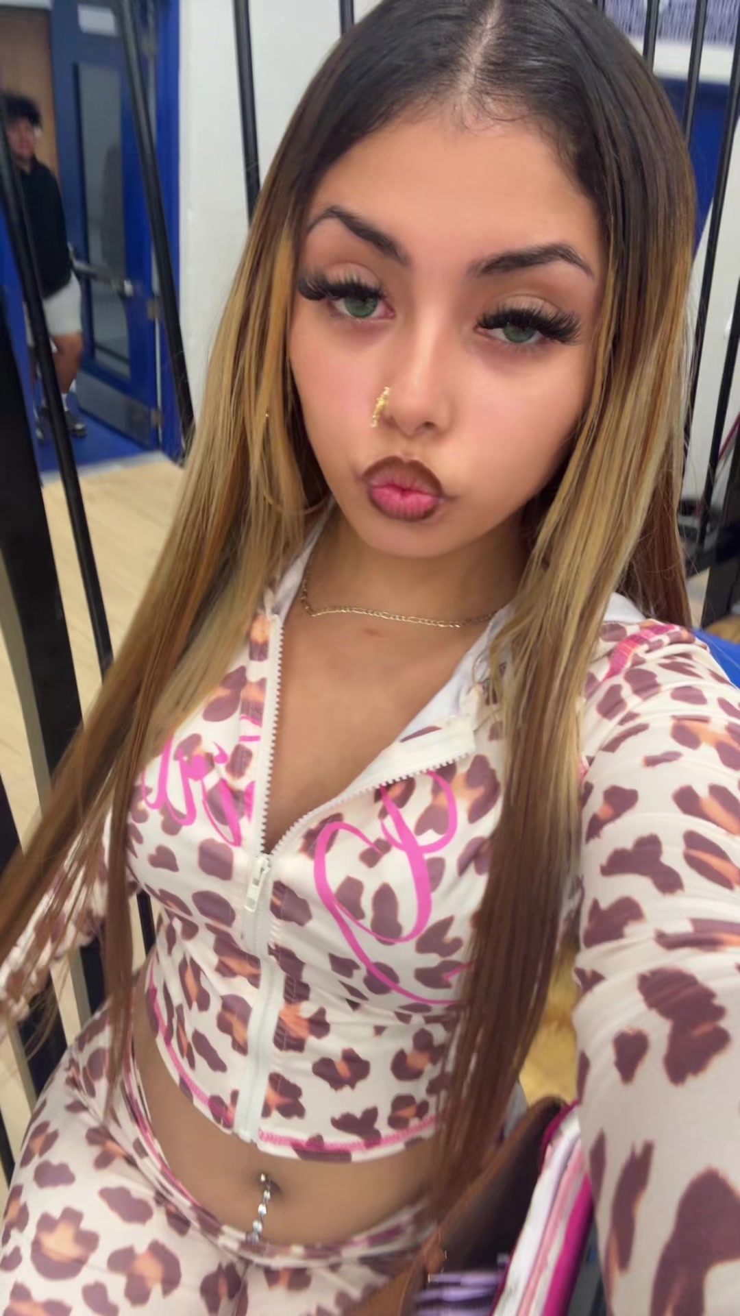 @💋