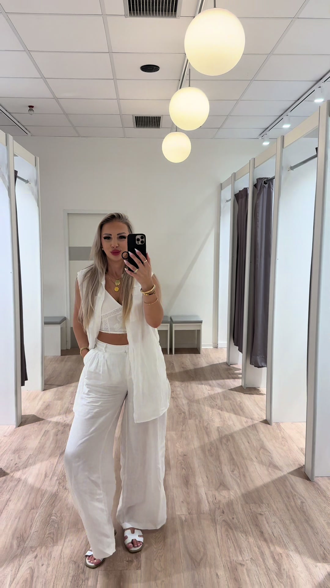 @SimplyChic
